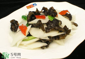 豌豆和木耳能一起吃嗎？豌豆木耳能一起炒嗎？