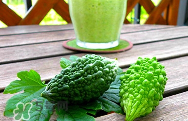 苦瓜怎么做才不苦？苦瓜如何去除苦味