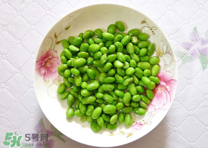 青豆不能和什么一起吃？青豆和什么相克？