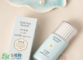 蘇菲娜藍(lán)小花和白小花哪個(gè)好？sofina蘇菲娜藍(lán)小花和白小花對(duì)比