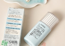 蘇菲娜藍(lán)小花和白小花哪個(gè)好？sofina蘇菲娜藍(lán)小花和白小花對(duì)比