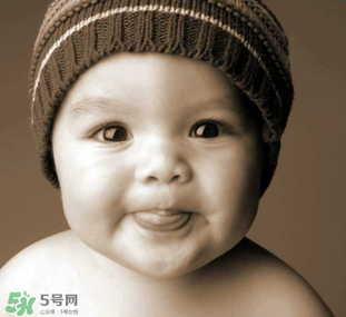 寶寶遲遲不肯說話該怎么辦？寶寶說話晚的正確引導辦法