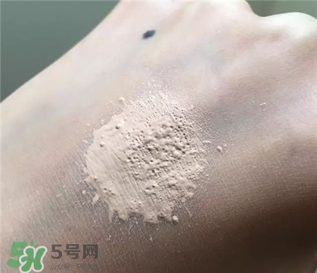迪奧噴霧粉底怎么用?dior迪奧噴霧粉底液用法 迪奧噴霧粉底怎么用?dior迪奧噴霧粉底液用法
