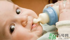 奶酪酸奶能給寶寶補(bǔ)鈣嗎？如何為寶寶選擇奶制品補(bǔ)鈣？