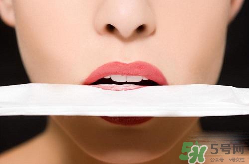 卸妝水可以卸口紅嗎？怎么用卸妝水卸口紅