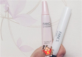 防曬唇膏要卸妝嗎？防曬潤(rùn)唇膏要卸妝嗎