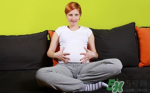 妊娠紋什么時(shí)候長(zhǎng)出來(lái)？哪種皮膚容易長(zhǎng)妊娠紋？