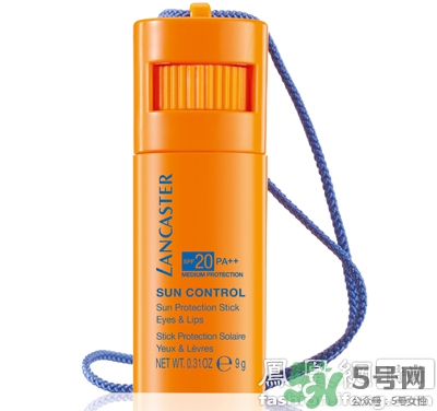 防曬唇膏要卸妝嗎？防曬潤(rùn)唇膏要卸妝嗎