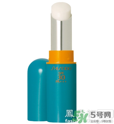 防曬唇膏要卸妝嗎？防曬潤(rùn)唇膏要卸妝嗎