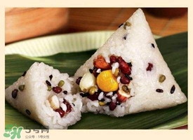 南方粽子和北方粽子的區(qū)別 南北方粽子的做法 南方粽子和北方粽子的區(qū)別 南北方粽子的做法