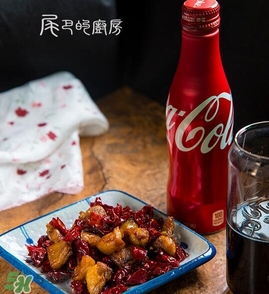 別人家的室友！成都女孩為室友帶了一盆冷吃兔