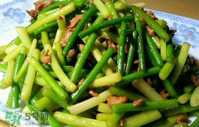 蒜薹可以和什么炒？蒜薹可以炒什么