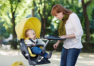 嬰兒車什么時(shí)候買？嬰兒車什么時(shí)候買合適？
