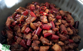 別人家的室友！成都女孩為室友帶了一盆冷吃兔