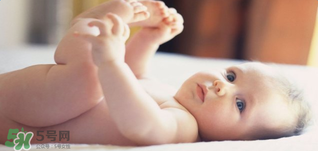 寶寶生長(zhǎng)激素分泌的時(shí)間 寶寶的生長(zhǎng)激素什么時(shí)候分泌？