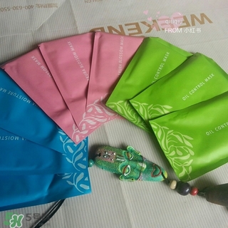 simply面膜怎么樣？simply面膜有熒光劑嗎？