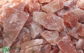 普通鹽和低鈉鹽哪種好？海鹽湖鹽井礦鹽哪種好