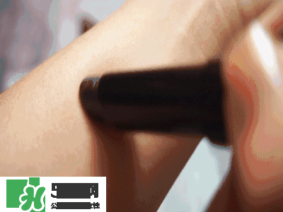 紀梵希禁忌之吻16和嬌蘭小黑裙007哪個好? 紀梵希禁忌之吻16和嬌蘭小黑裙007哪個好?