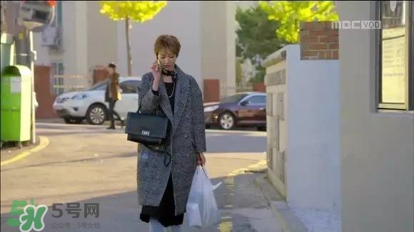 適合年輕女孩穿的韓國(guó)衣服品牌推薦