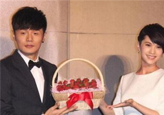 楊丞琳曝與李榮浩愛情保鮮秘訣 并回應(yīng)整容傳聞