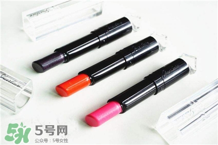 嬌蘭小黑裙口紅哪個(gè)顏色好看?嬌蘭小黑裙口紅怎么樣? 嬌蘭小黑裙口紅哪個(gè)顏色好看?嬌蘭小黑裙口紅怎么樣?