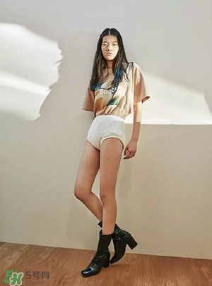 適合年輕女孩穿的韓國(guó)衣服品牌推薦