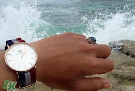 dw手表怎么調(diào)表帶？dw手表表帶太長了怎么辦？