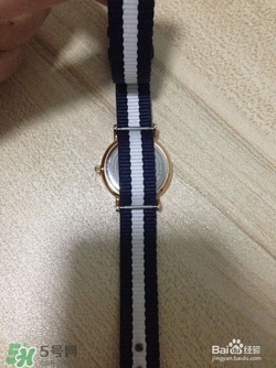 dw手表怎么調(diào)表帶？dw手表表帶太長了怎么辦？