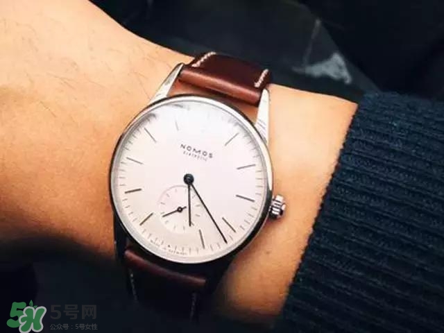 dw手表和天梭哪個好？dw手表和天梭手表哪個檔次高？