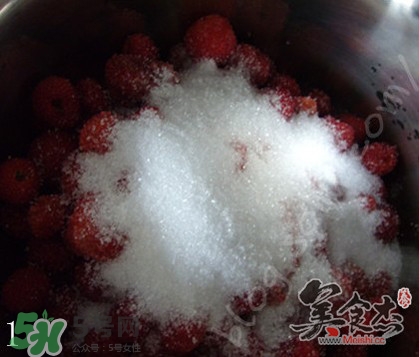 來月經(jīng)可以吃樹莓嗎？月經(jīng)期間吃樹莓好嗎？