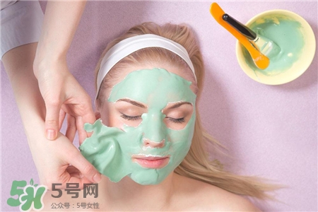 用完面膜還是很干怎么辦?用完面膜還可以用睡眠面膜嗎? 用完面膜還是很干怎么辦?用完面膜還可以用睡眠面膜嗎?