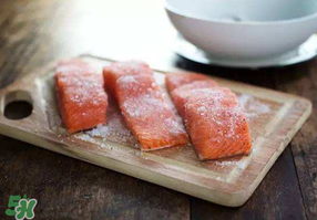 三文魚可以放多久？三文魚能放多久？