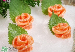 三文魚放冷藏還是冷凍？三文魚冷藏好還是冷凍好？