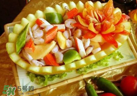 甜瓜和蝦能一起吃嗎？吃蝦還可以吃甜瓜嗎？