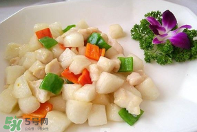 甜瓜和蝦能一起吃嗎？吃蝦還可以吃甜瓜嗎？