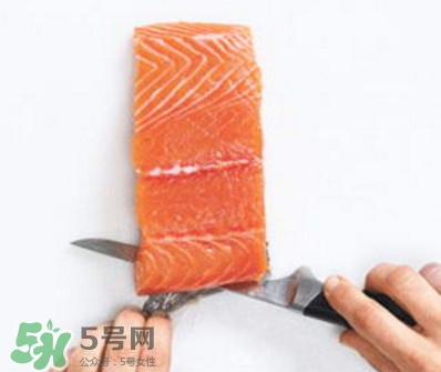 三文魚有刺嗎？三文魚的刺怎么處理