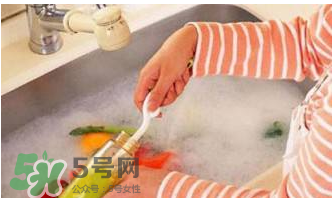 奶瓶清潔劑安全嗎？長(zhǎng)期用奶瓶清潔劑有副作用嗎？