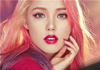 美妝博主pony結(jié)婚了嗎？ pony老公是誰？