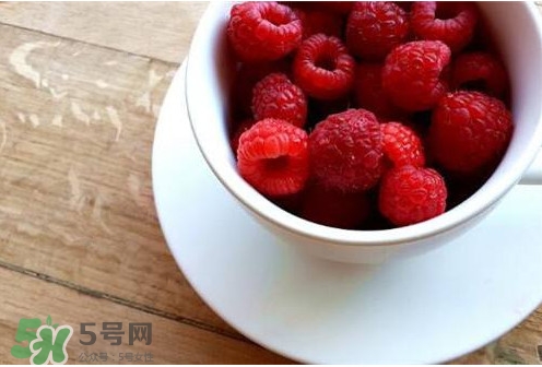 覆盆子是野草莓嗎？覆盆子是桑椹嗎？