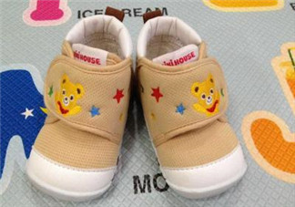 二段學(xué)步鞋什么時候穿？二段學(xué)步鞋穿到什么時候？