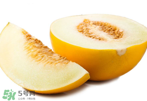 甜瓜和海鮮能一起吃嗎？吃海鮮能吃香瓜嗎？