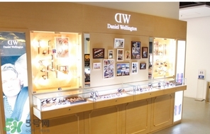 dw手表香港專柜在哪里？dw手表香港多少錢？