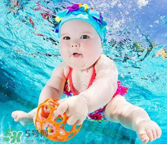 寶寶游泳多長(zhǎng)時(shí)間合適？寶寶一次游泳游多久好？