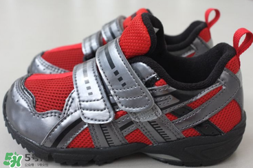 Asics是什么牌子?Asics是哪個(gè)國家的品牌？