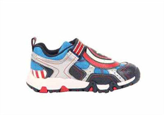 stride rite的中文叫什么？stride rite的中文怎么翻譯？