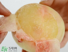 ?桃子發(fā)霉了還可以吃嗎？吃了發(fā)霉的桃子怎么辦？