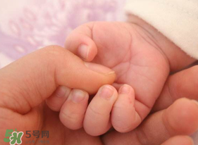 五月份坐月子能開空調嗎？5月份坐月子能吹空調嗎？