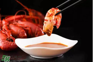 周黑鴨小龍蝦好吃嗎？周黑鴨小龍蝦試吃評測