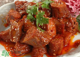 絕味鴨脖能帶上飛機(jī)嗎？絕味鴨脖可以帶上飛機(jī)嗎？