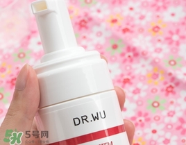 dr.wu杏仁酸洗面奶怎么樣？dr.wu杏仁酸洗面奶怎么用